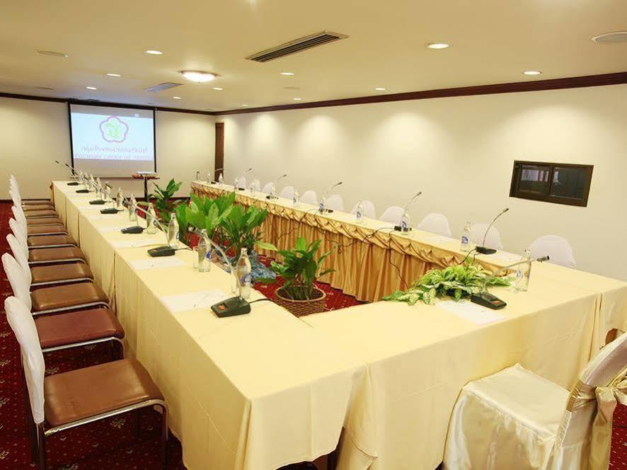 Thumrin Hotel Trang Εξωτερικό φωτογραφία